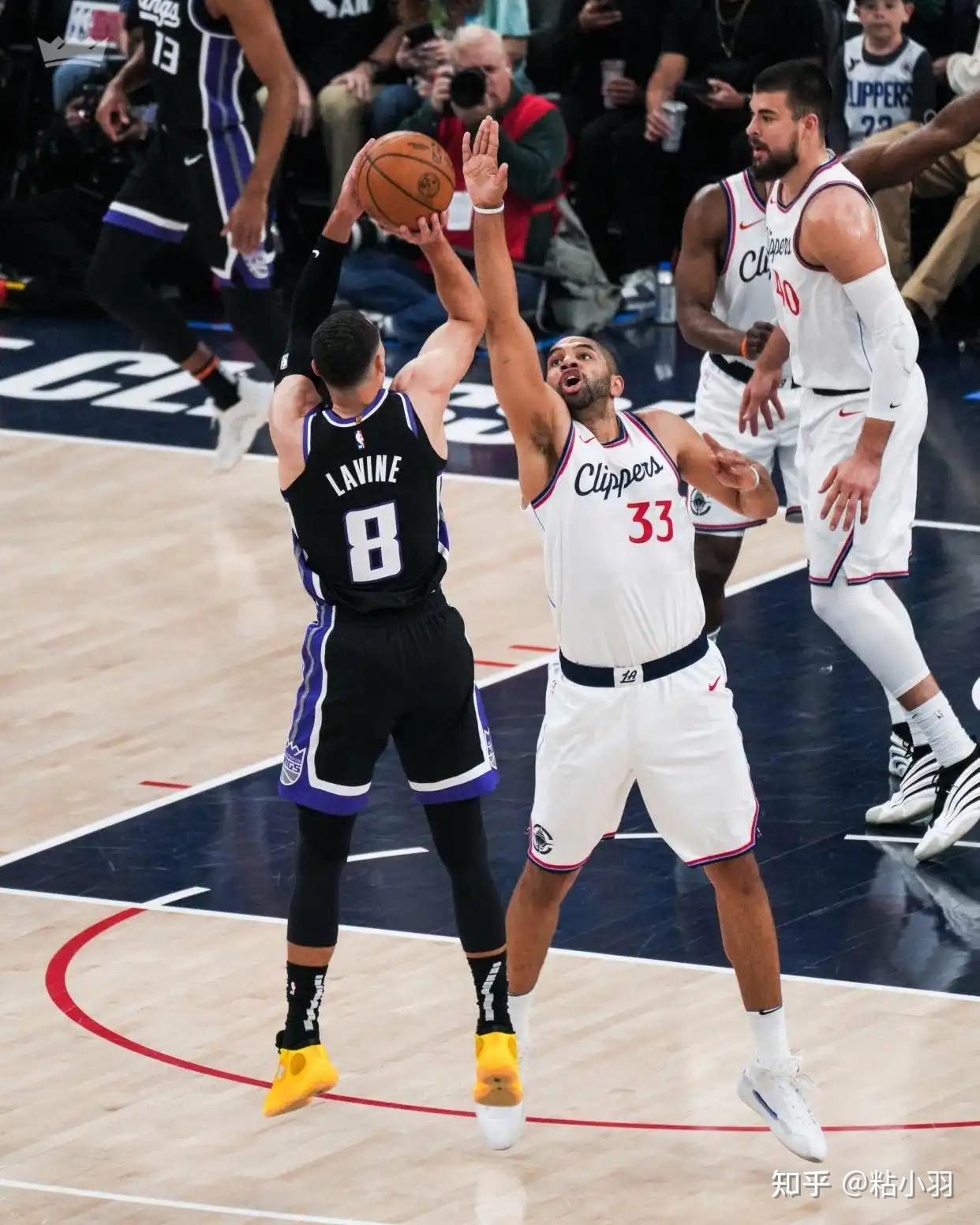 赛后体能课后；达拉斯独行侠绝杀压哨备战NBA常规赛；目标明确；心理建设被强调的简单介绍开云娱乐